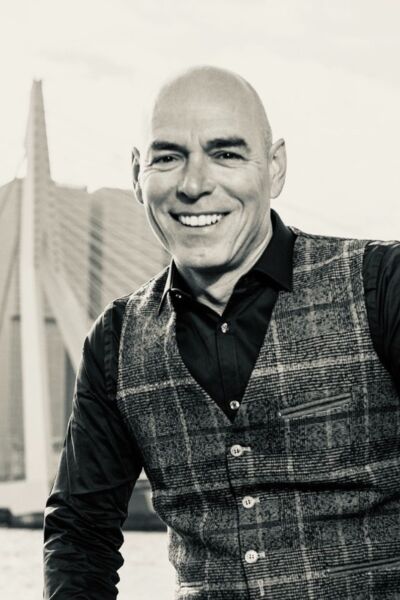 22 nieuwe teams in de Roparun: start vliegveld Twenthe | Lesly Wolters