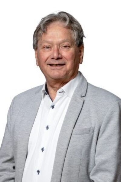 Wie neemt de pen over van stadsdichter Geert Christenhusz in Oldenzaal? | Lex Schukking