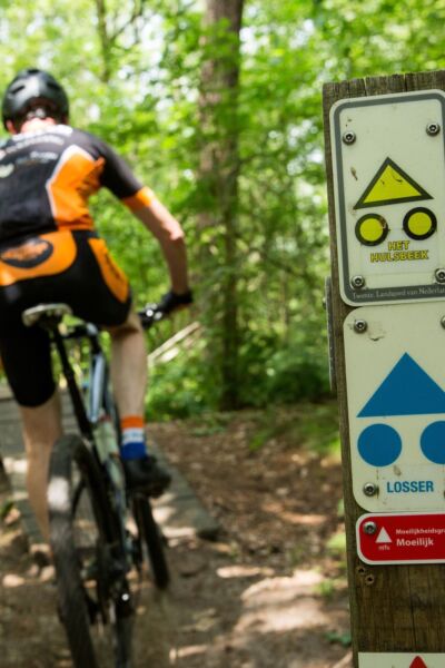 Mountainbikeroute Sallandse Heuvelrug weer open | Han van den Heuvel