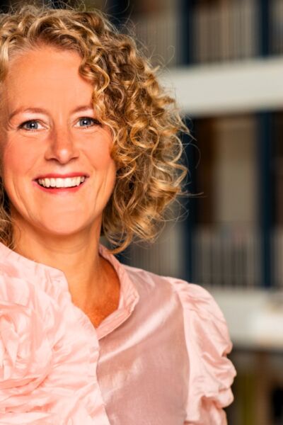 College Hengelo: 'Hengelo blijft nodig' | Maike Warrink