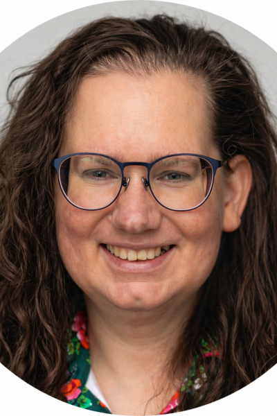 Enschede’s Vrije Toneel Speelt “Heen en weer” | Marijke Tetteroo