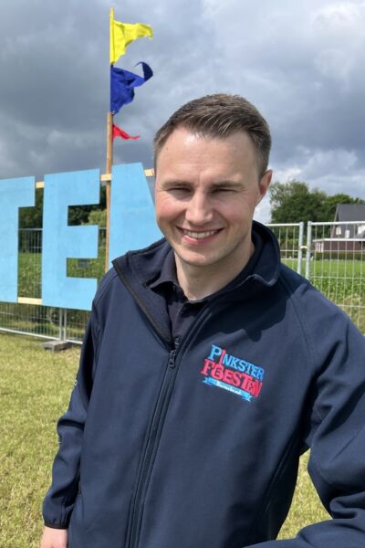 Pinksterfeesten Bornerbroek 2026: "biertje € 2.70' | Nick Wolf