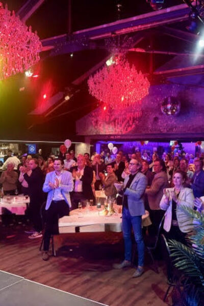 Oldenzaal komt opnieuw samen voor KWF tijdens tweede benefietavond | Gerard van Gulijk