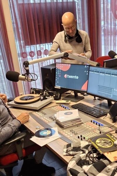 Vrienden van Muziekfreak: Meer dan de Hit de B-kant van Muziek deel 1 met Robert Tijans en Willem Schoordijk