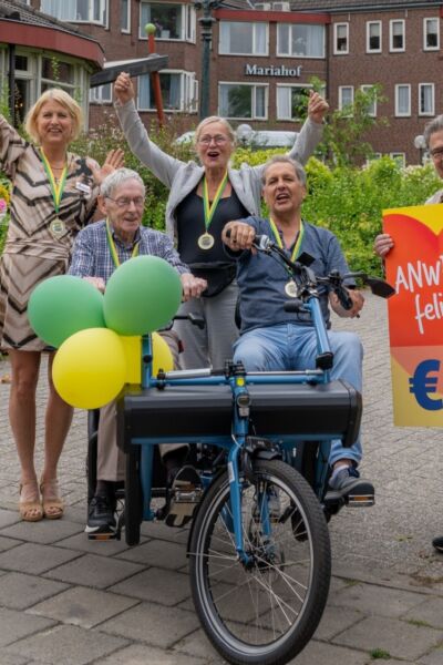 Zorgfederatie Oldenzaal heeft prijs voor nieuwe duofiets | Anita Laarveld