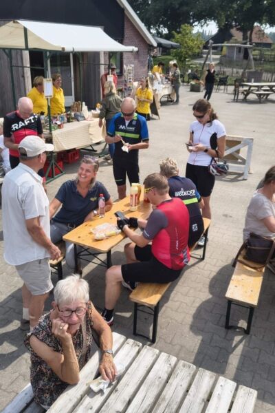 Euregio Fietsvierdaagse 2025: vrijdag | Roy Fox