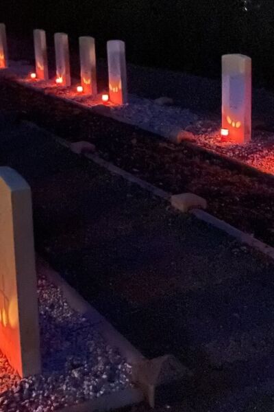 Lichtjes op de oorlogsgraven in gemeente Wierden | Diederick ten Brinke