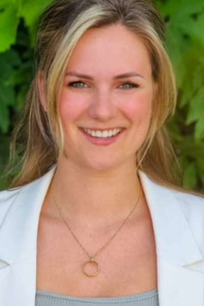 Lindi ter Brugge is Twentse Jonge Ambtenaar van het Jaar 2025