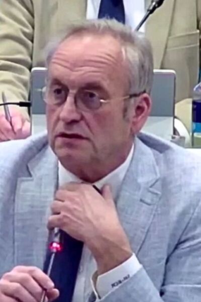 'Onrust gebruikers nieuwe zwembad Almelo' | Marcel Middelkamp