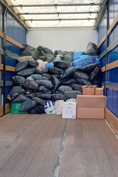 Kledinginzameling voor Stichting Leergeld in Albergen | Francien Tulk