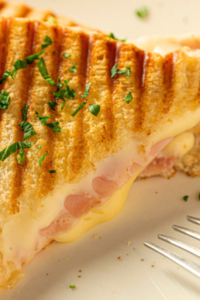 Tostilunch verbindt jong en oud | Maud