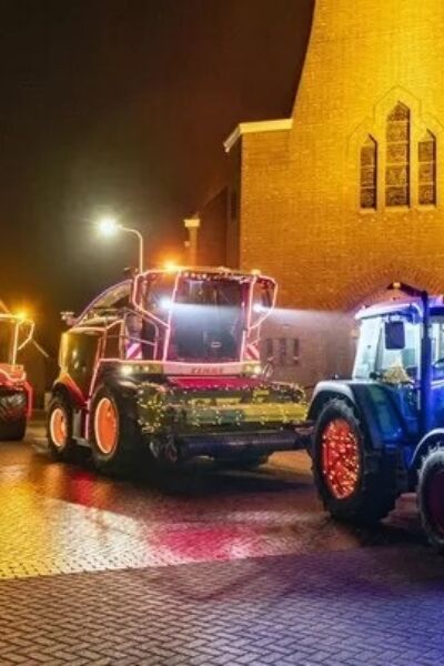 Verlichte trekkeroptocht door gemeente Dinkelland | Stefan Wassink