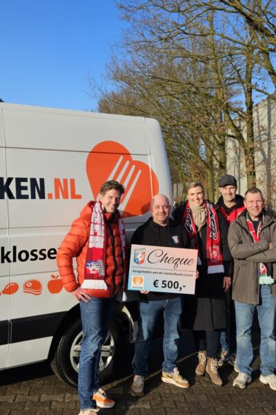 Supportersvereniging FCT Losser steunt Voedselbank Losser | Rik Eilers