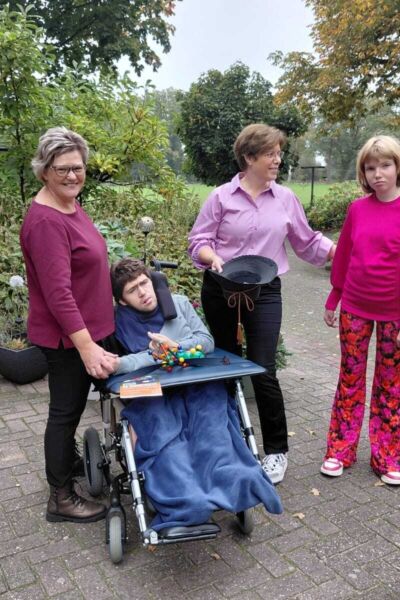 GLASRIJK 2025 in actie voor De Zonne Hoeve: maak kans op glaskunst | Hannie Droste