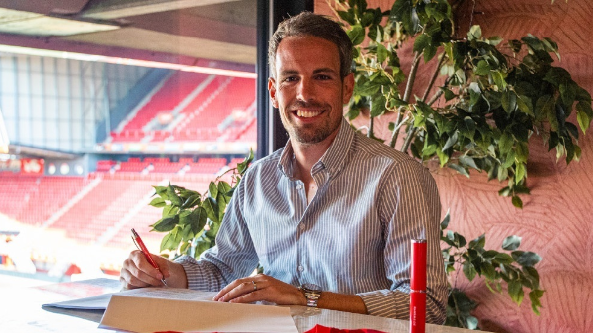 Brama tekent nieuw contract Foto FC Twente Media