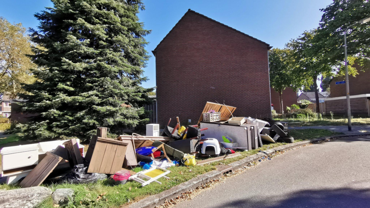 Dumping huisraad afval twente milieu handhaving