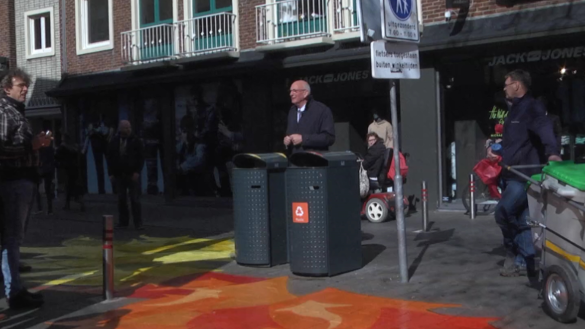 194767 straatkunstwerk