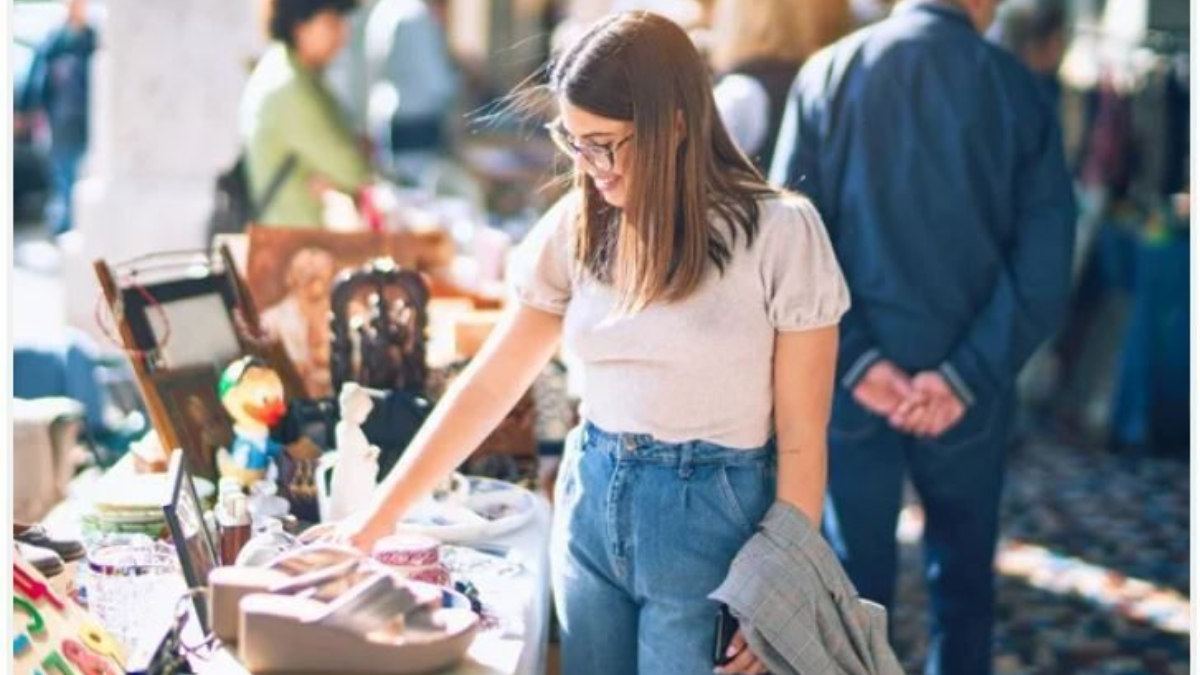 Rechtenvrije foto rommelmarkt
