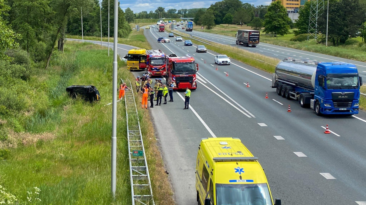 Ongeluk a1 hengelo mei 2022 DB NU