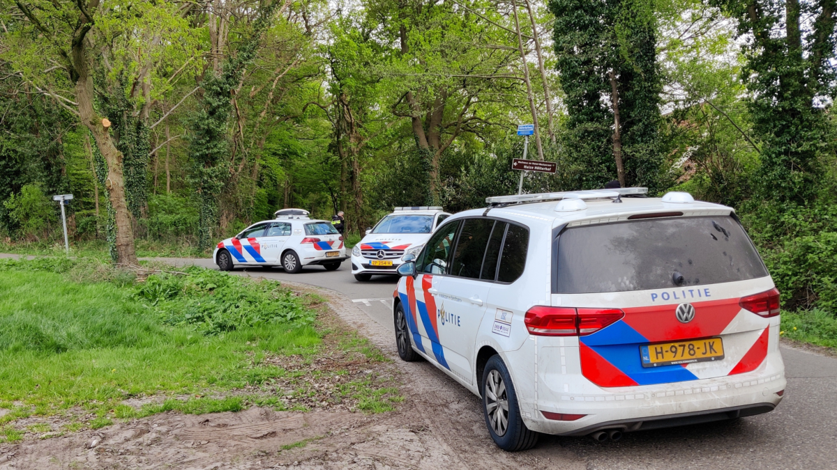 Twee aanhoudingen na dreiging met vuurwapen in Enschede Zuid Aamsveen News United