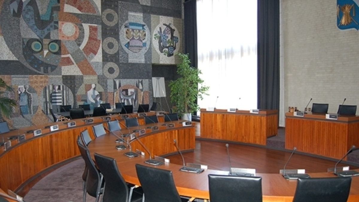 336757 radio raadszaal 1