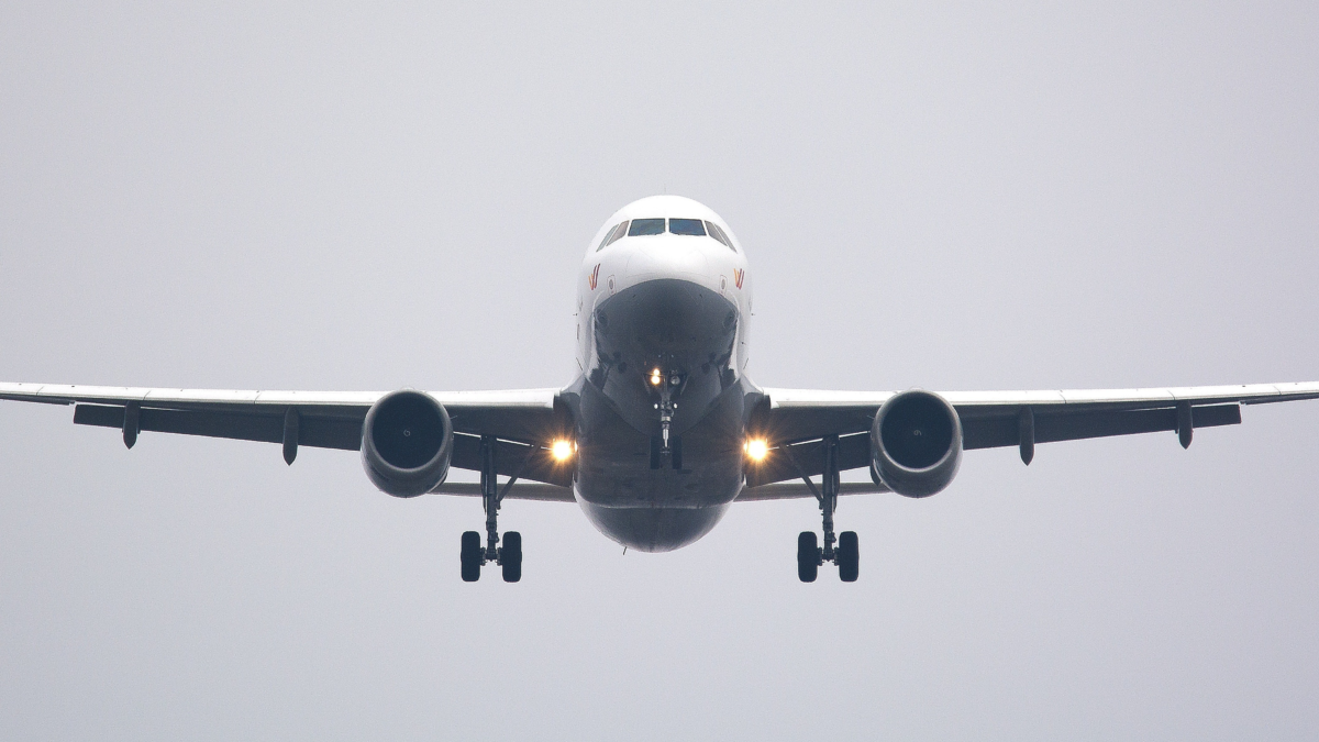 Foto vliegtuis A220 Pexels