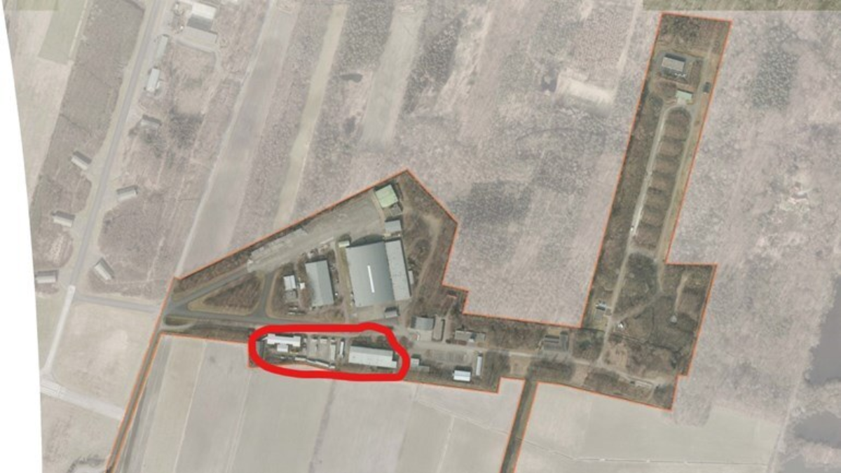 De locatie van de noodopvang op het luchthaventerrein Foto Vliegbasis Twenthe