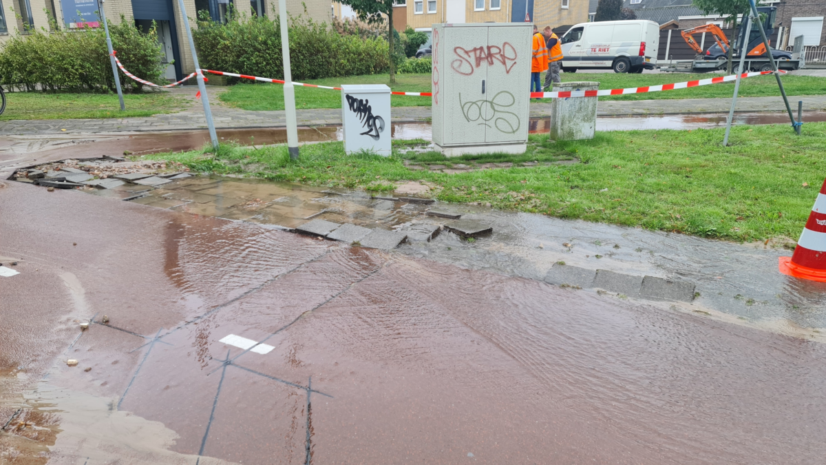 Wateroverlast Wethouder Nijhuisstraat 2 News United Dennis Bakker