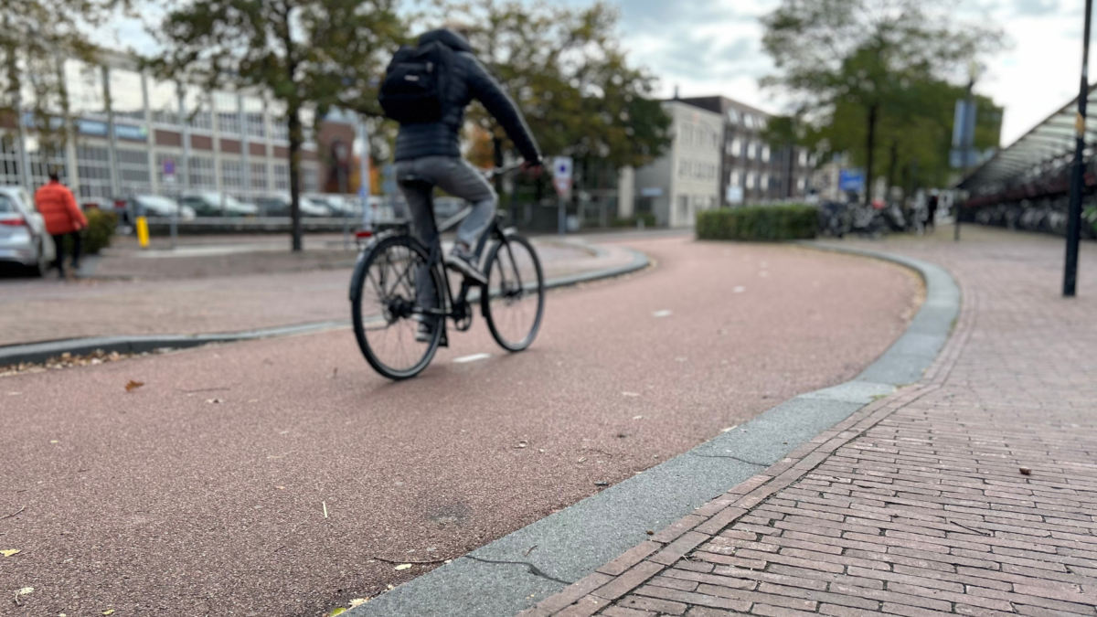 20251026 fietsen werk school
