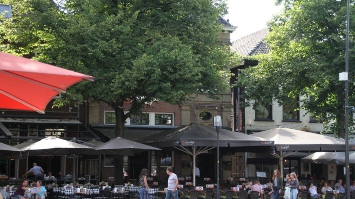 282641 oude markt