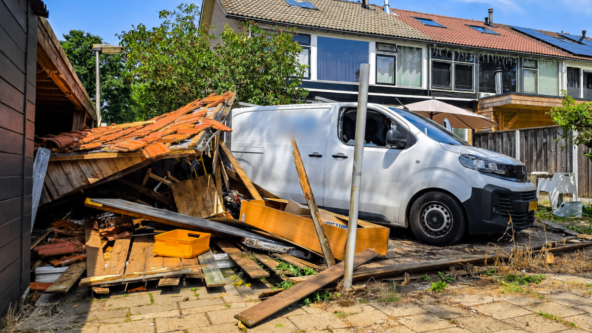 20260628 busje ramt schutting schuurtje rande hengelo news united