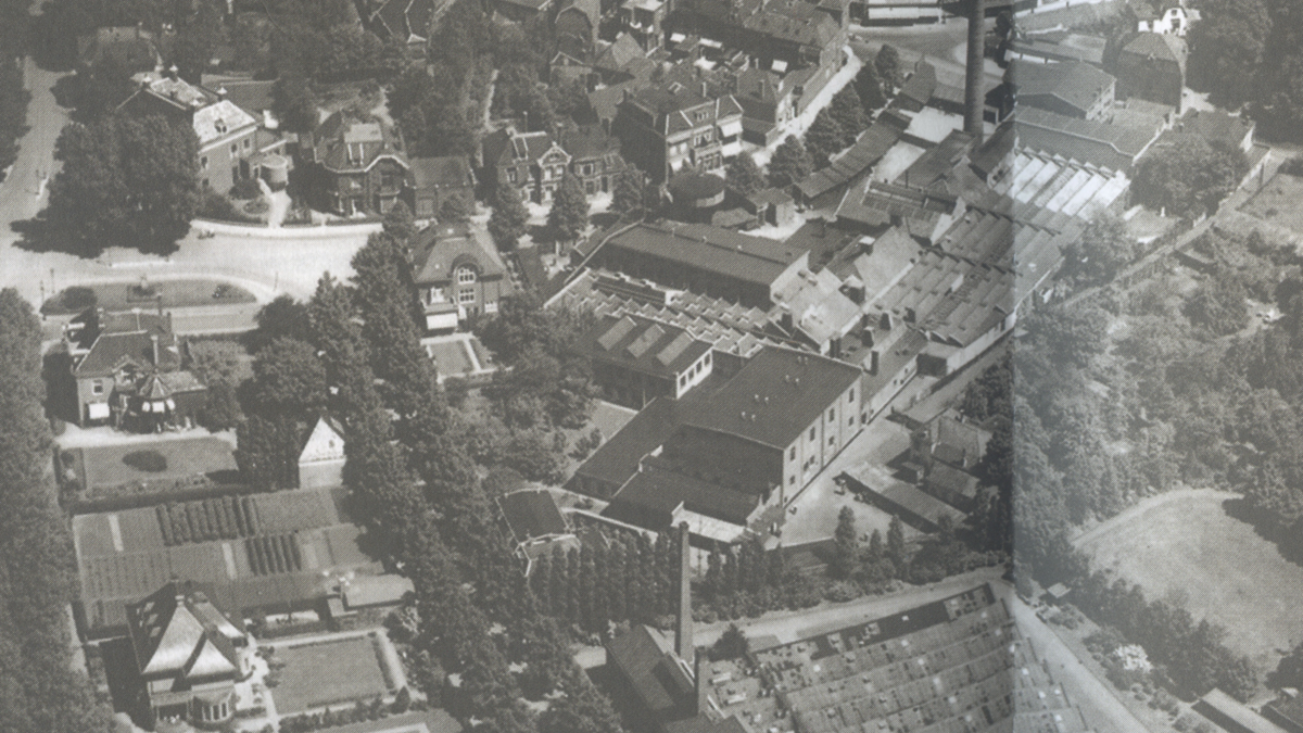 Luchtfoto Enschede detail De Nijverheid 1932 Fd H