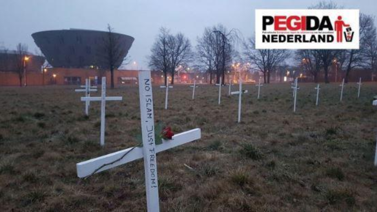 435005 pegida 4