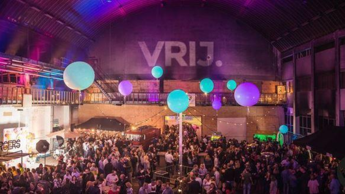 434670 vrijdagmiddagborrel