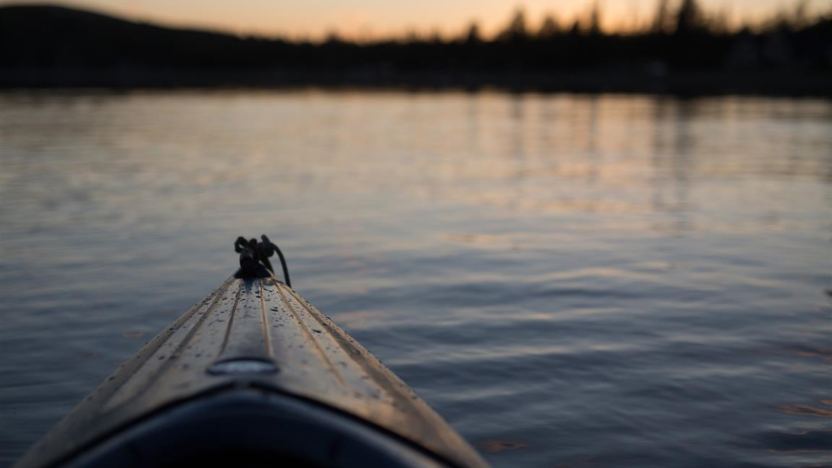 423587 canoe 1149501 1920