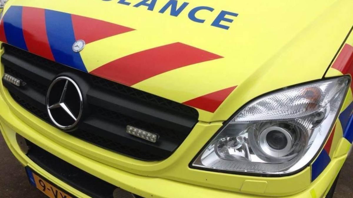 423092 ambulance 40
