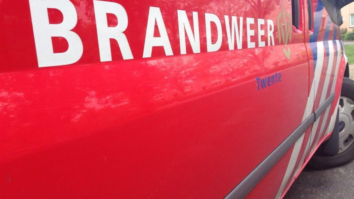 418667 brandweer 2 NIEUW 24
