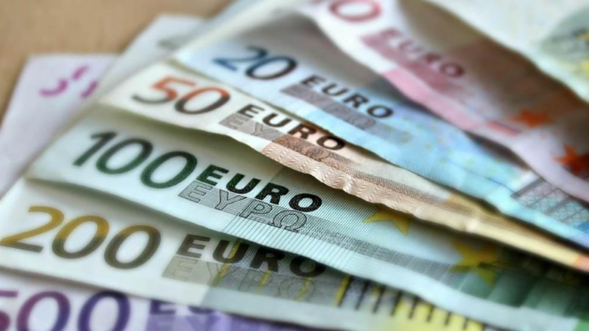 415189 413367 bank note 209104 1920 2