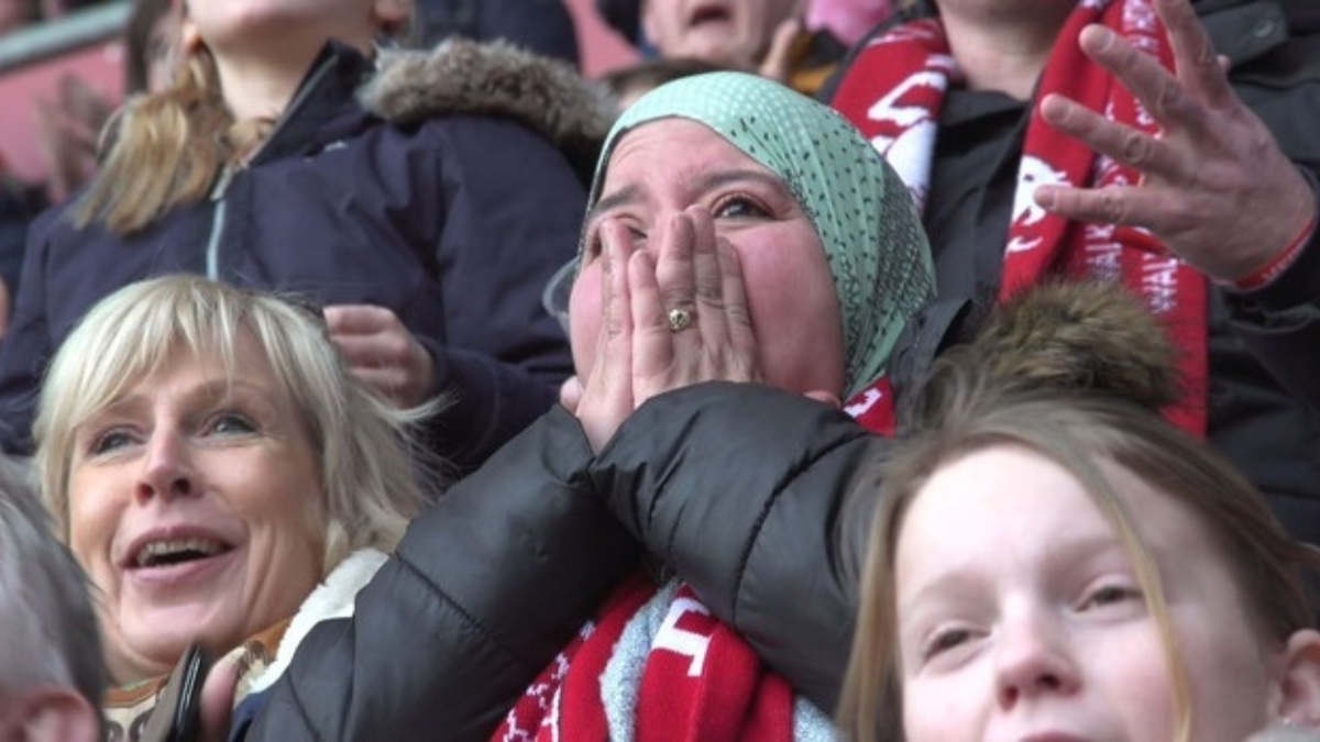 413203 supporter van elkaar