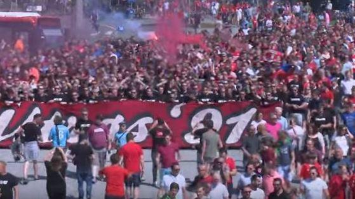 412038 FEESTFCTWENTE