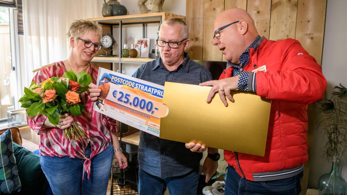 410220 Foto 2 Wijnand en Gerda uit Enschede winnen 25000 euro