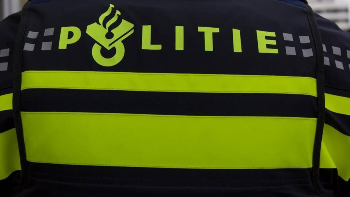 401155 237666 politie jas NIEUW2 48 1