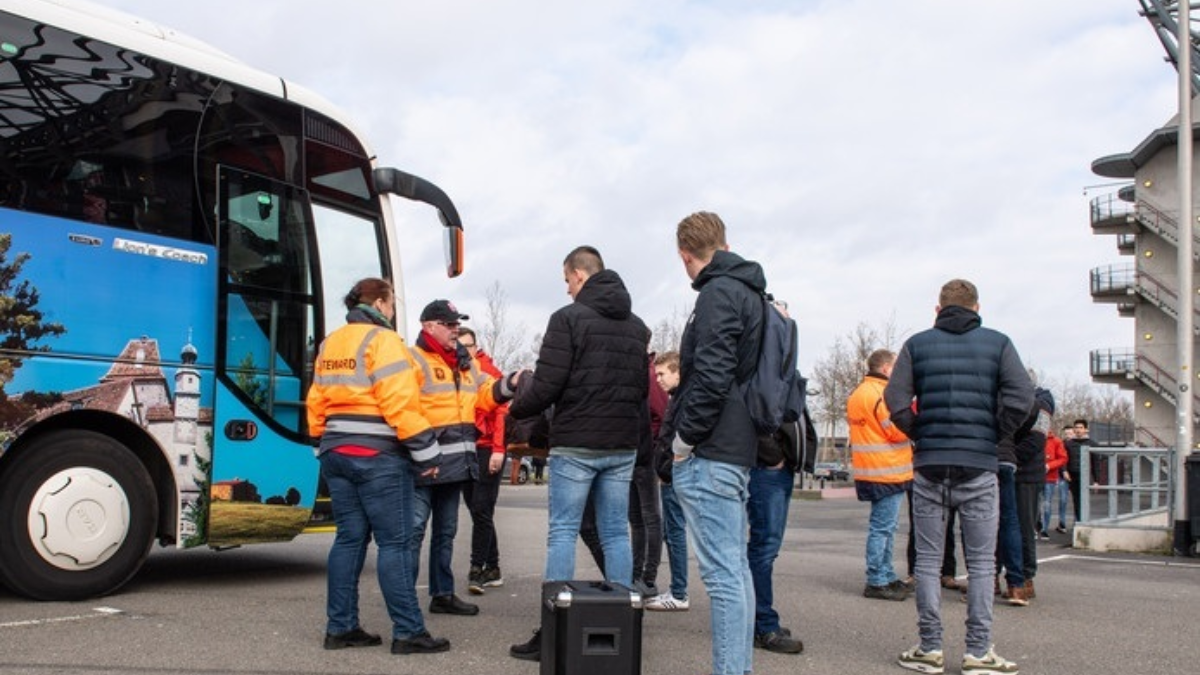 399895 buscombi