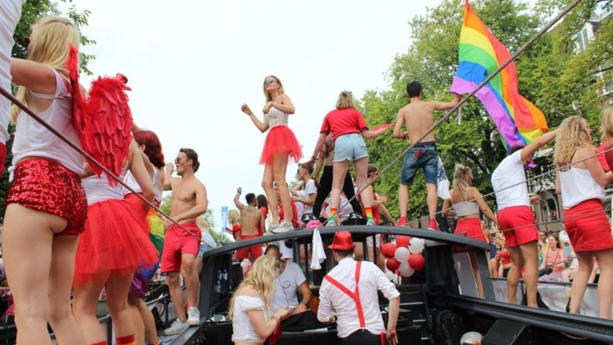 398289 Gay Pride foto Lucien Baard