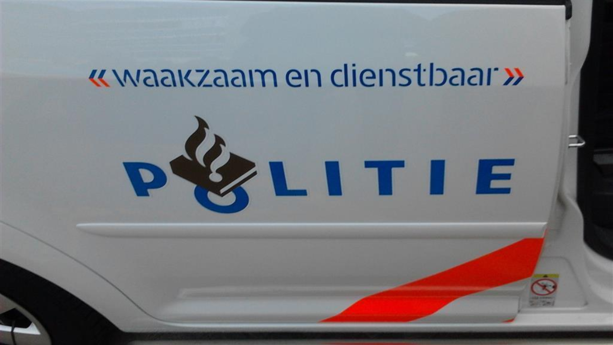 396216 politieauto 49