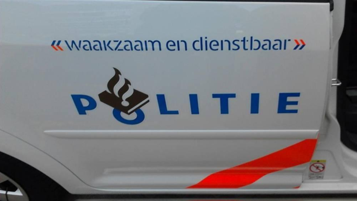 374109 373706 politieauto 39