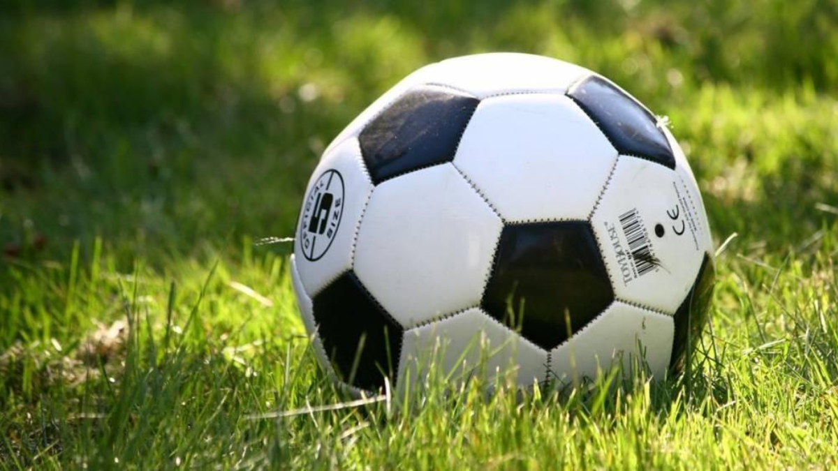 372134 370014 football 1396740 1920