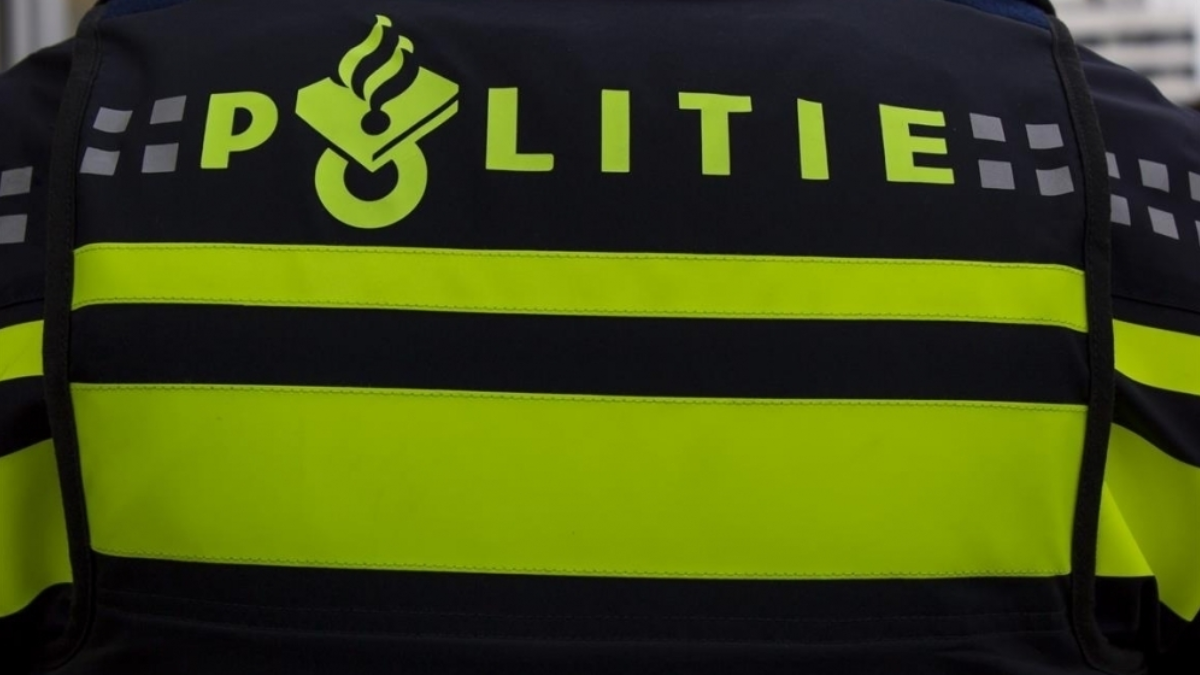 359612 359226 321254 316895 politie jas NIEUW2 101 1