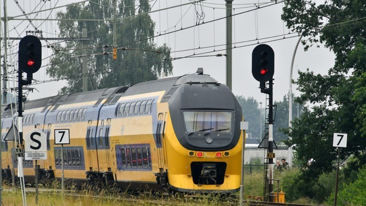 357938 trein 22