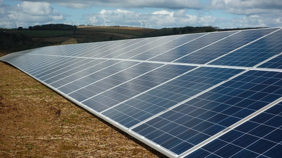 353762 353395 solar 2796471 960 720 1